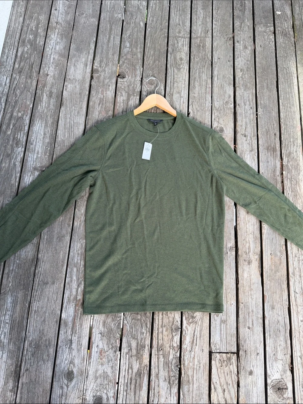 Banana Republic Men's Long Sleeve Crewneck — Olive